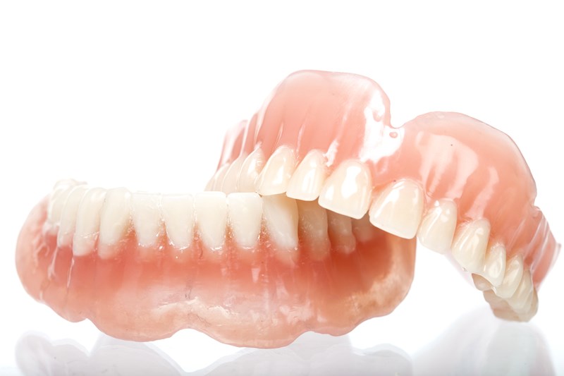 Unaligned Dentures